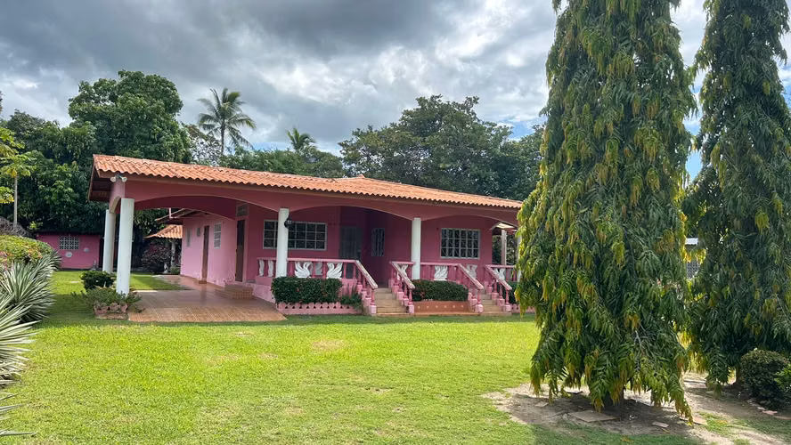 Las Lajas. 1001mts 3r 2b Terraza $160,000.00neg - Imagen 3