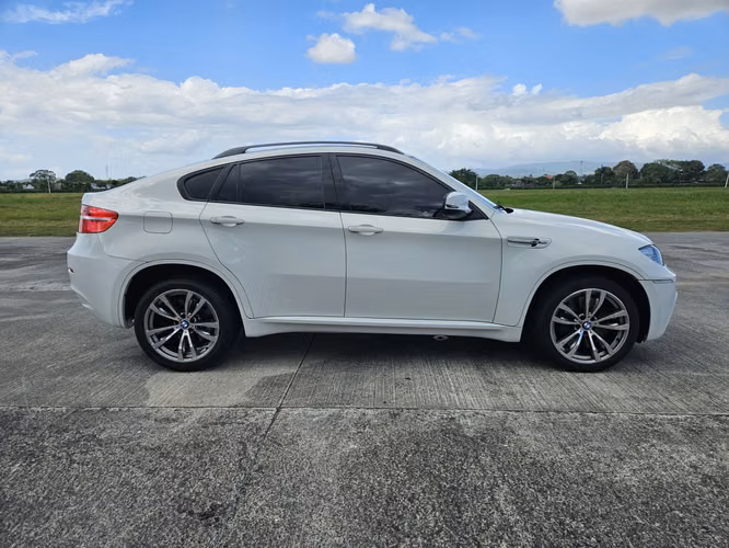 2011 BMW X6M - Imagen 3