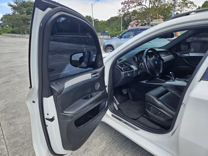 2011 BMW X6M - Imagen 9