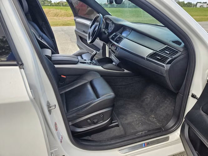2011 BMW X6M - Imagen 13