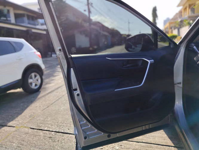 TOYOTA RAV4 2021 AUTOMÁTICA NEGOCIABLE - Imagen 4