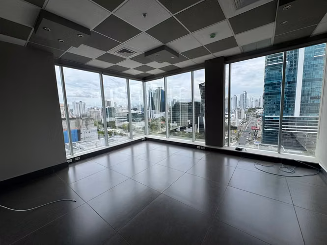 Se Vende oficina en F&F Tower (El Tornillo) - Imagen 4