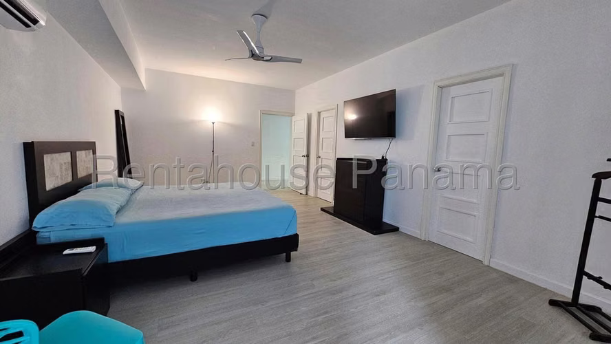Alquilo apartamento amoblado  en Grandbay, Avenida Balboa - Imagen 6