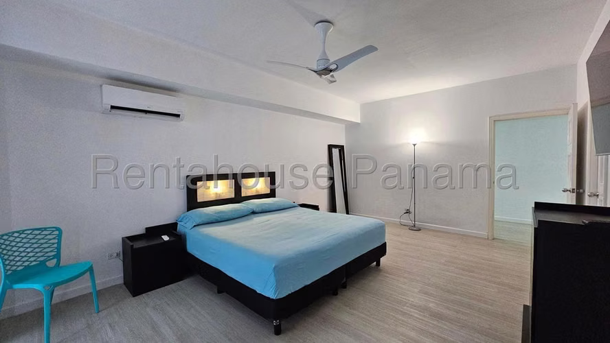 Alquilo apartamento amoblado  en Grandbay, Avenida Balboa - Imagen 5