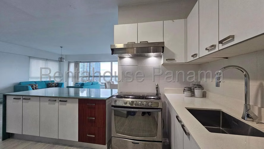 Alquilo apartamento amoblado  en Grandbay, Avenida Balboa - Imagen 13