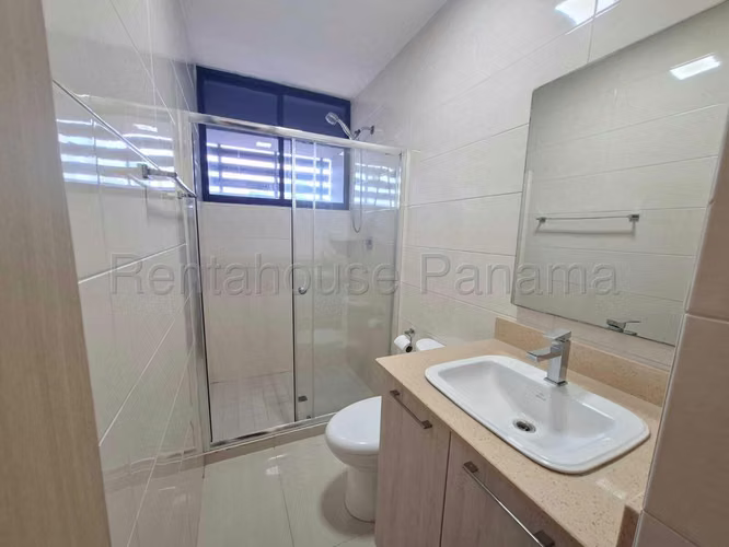 Alquilo Apartamento en Bellavista OF27-1374