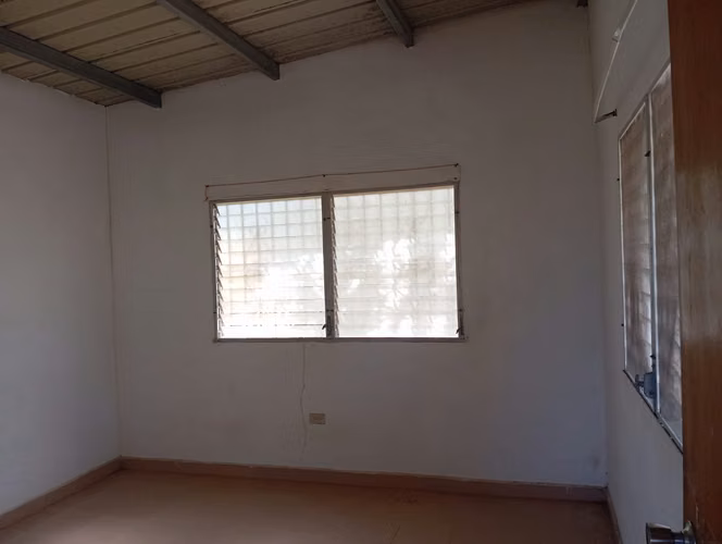 Casa con una recamara, baño, cocina y portal  cerca del Machetazo Coronado - Imagen 4