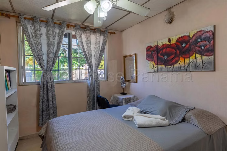 Cómoda Casa en Venta en Campo Limberg 27PPM1558 - Imagen 8