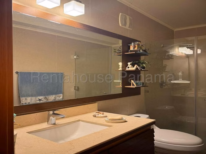 Apartamento amoblado en alquiler en Perlamar San Carlos - Imagen 17