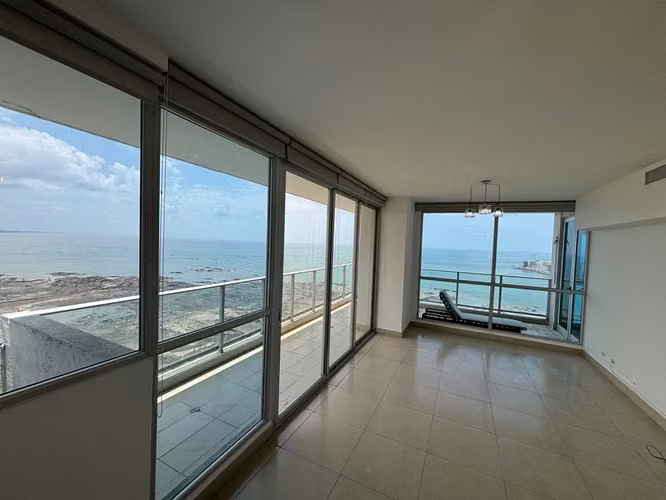 Alquiler P.H. Oceanaire 1Rec Línea Blanca Vista al Mar $1,800