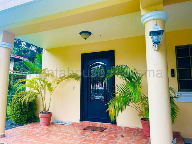 Amplia Casa en Venta en Ancón 25PPM4491 - Imagen 14