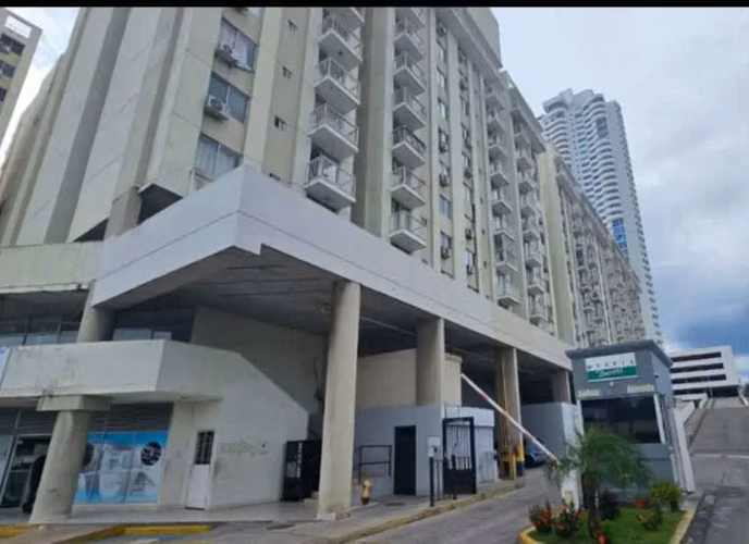 Alquilo apartamento PH Mystic tower parque lefevre avenida cincuentenario - Imagen 7