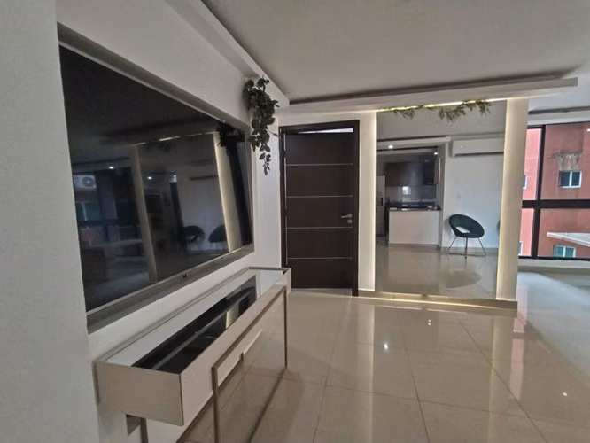 C375J SE ALQUILA AMPLIO APARTAMENTO CON LINEA BLANCA E NVILLA DE LAS FUENTES - Imagen 8