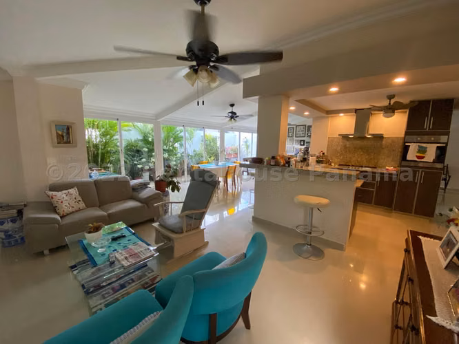 Venta de Casa en Altos de Panama NS - Imagen 10