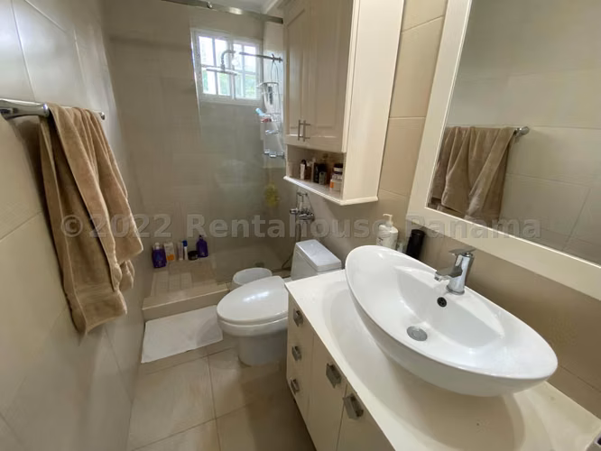 Venta de Casa en Altos de Panama NS - Imagen 16