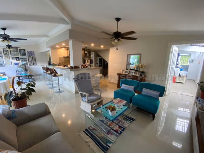 Venta de Casa en Altos de Panama NS - Imagen 9