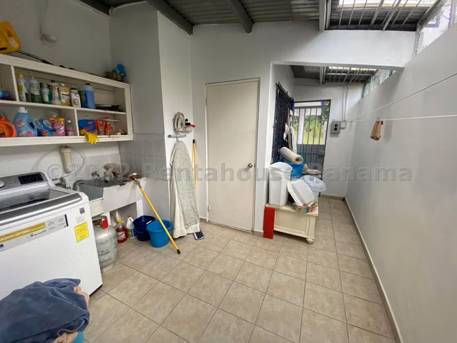 Venta de Casa en Altos de Panama NS - Imagen 19