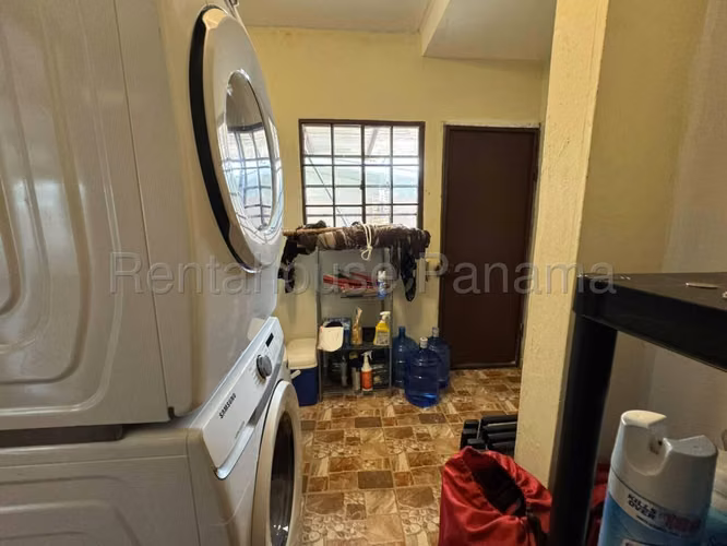 VENDO Casa con Piscina en Ph Vista del Lago en Las Cumbres 470m2 - Imagen 10