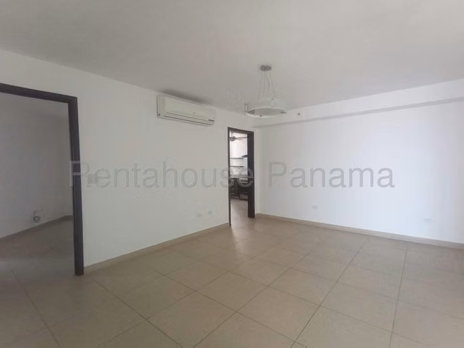 En venta apartamento en Costa del Este PH Country Club - Imagen 11