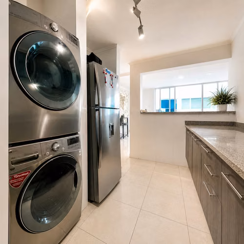 Furnished 3-bedroom apartment for rent. Edison Park. - Imagen 8