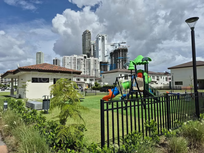 ALQUILO  Casa en Ph The Woods en Santa Maria. 318m2 - Imagen 4