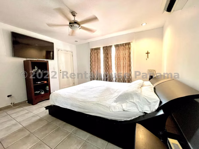 Casa Lista para Habitar en Venta en Altos de Panamá 26PPM7747 - Imagen 13