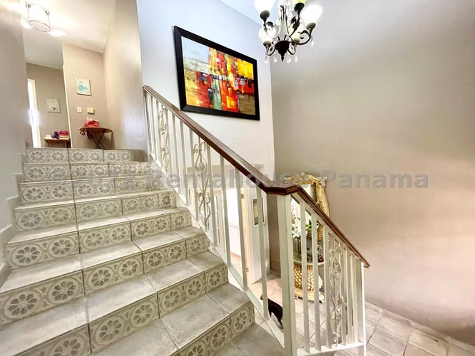 Casa Lista para Habitar en Venta en Altos de Panamá 26PPM7747 - Imagen 8