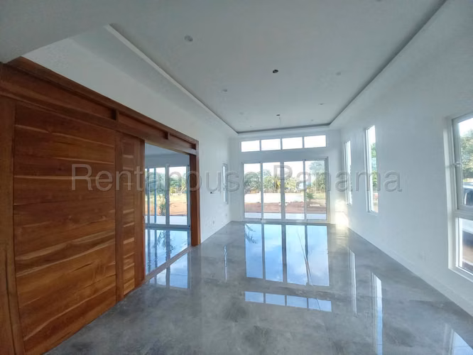 Elegante Casa en Venta cerca del Mar en Pedasí 26PPM2053 - Imagen 5