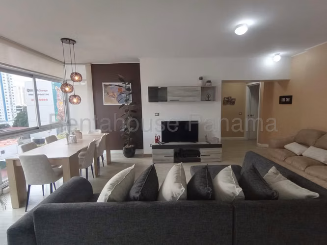 Se Vende Apartamento en San Francisco LA27-1586