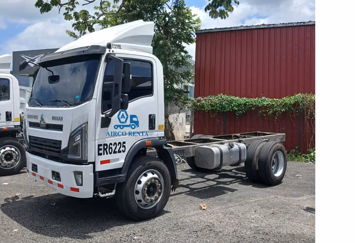 Camión Chasis 16 Pies 2025 Diesel poco uso