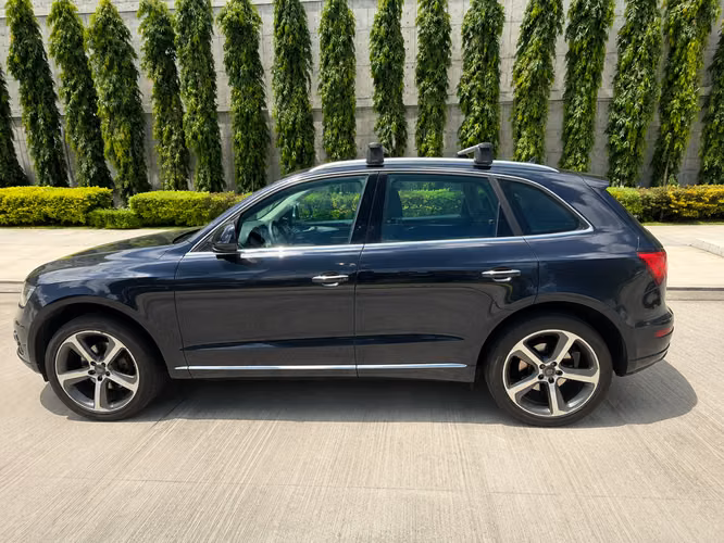 Audi Q5 2.0T Quattro.  Impecable.  Solo 77,000km. - Imagen 2