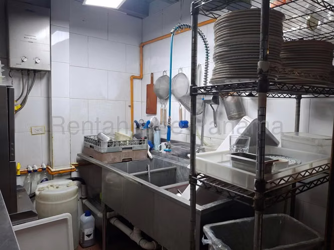 En venta negocio/pizzería en Avenida 12 Octubre