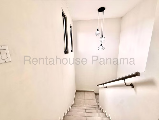Alquiler de Casa en Panama Pacifico Woodlans NS - Imagen 4