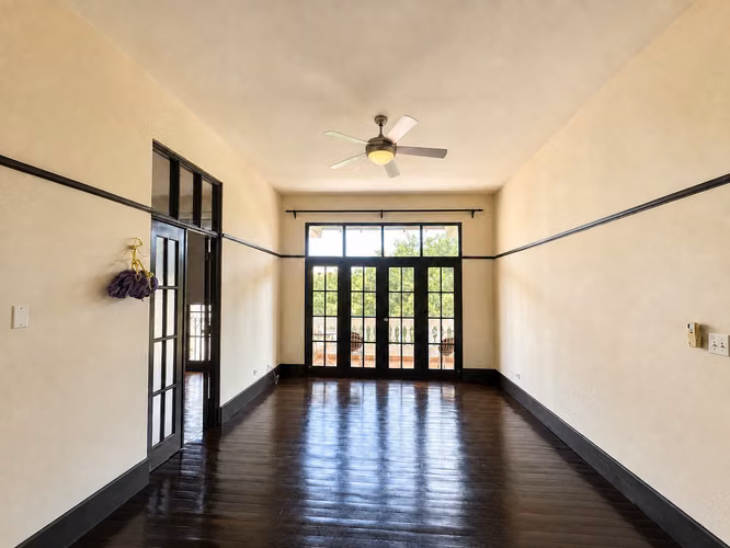 Apartamento de 2 habitaciones frente a parque, Casco Antiguo - Imagen 7