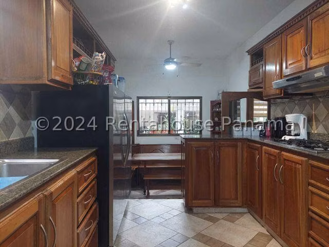ALQUILO Casa en Residencial Villa Lilia en San Francisco. 594m2 - Imagen 6