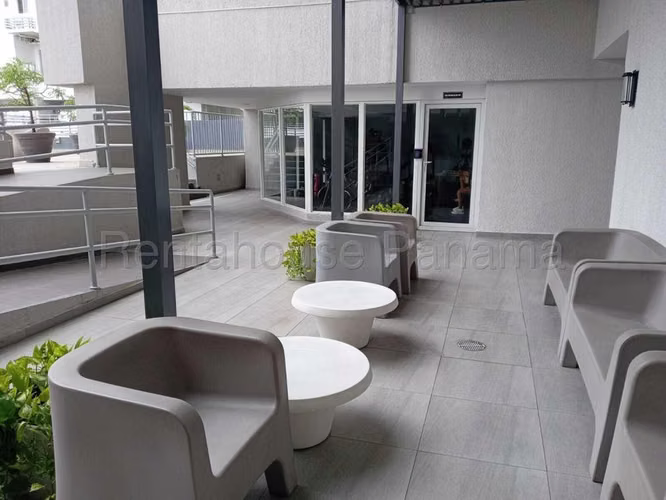 Alquiler de Apartamento en Carrasquilla H7868GRR - Imagen 9
