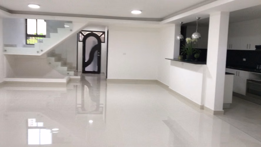 ALQUILER O VENTA | CASA EN SAN FRANCISCO – CALLE 74