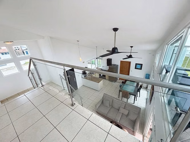 Venta de casa amueblada en Playa Malibú – Nueva Gorgona