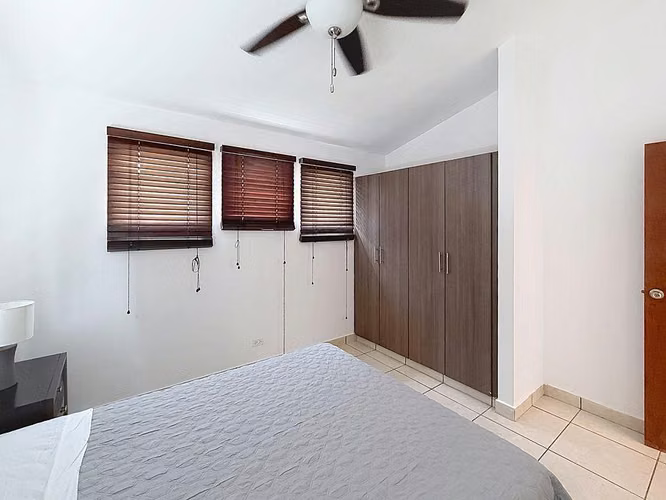 Venta de casa amueblada en Playa Malibú – Nueva Gorgona