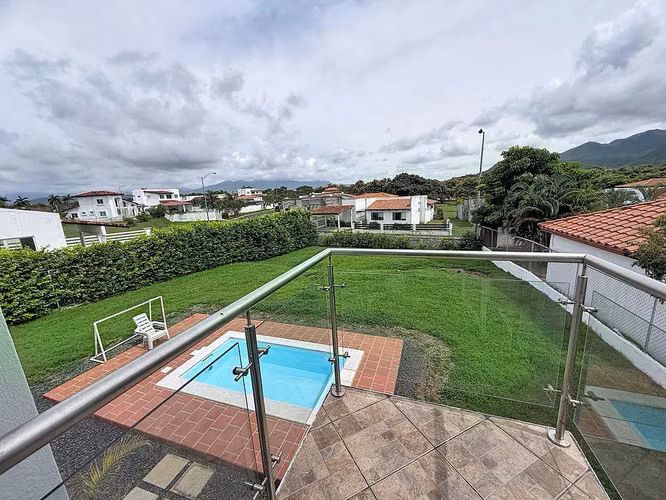 Venta de casa amueblada en Playa Malibú – Nueva Gorgona