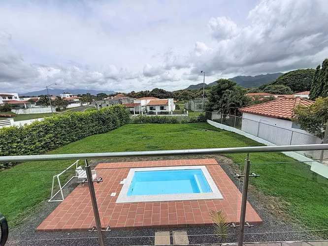 Alquiler de casa amueblada en Playa Malibú – Nueva Gorgona
