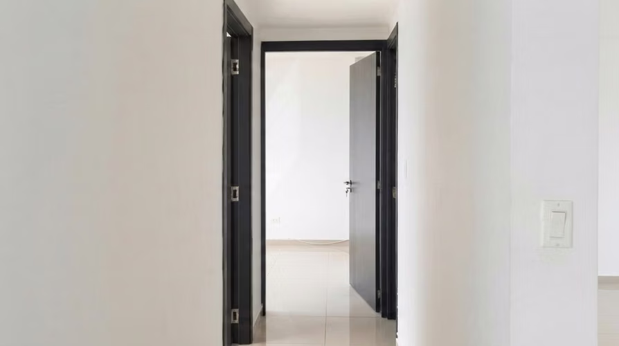 Apartamento en Via España I línea blanca I 2 Rec I con balcón y cerca del parque omar - Imagen 8