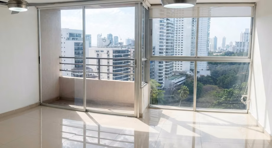 Apartamento en Via España I línea blanca I 2 Rec I con balcón y cerca del parque omar - Imagen 3