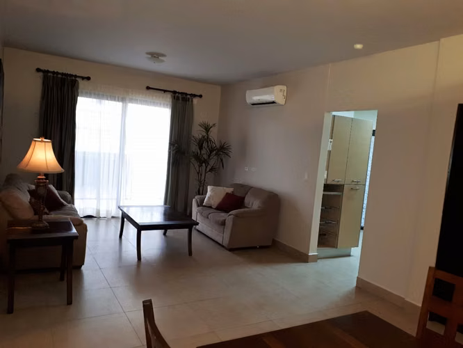 Apartamento en Albrook I con balcón y excelente distribución