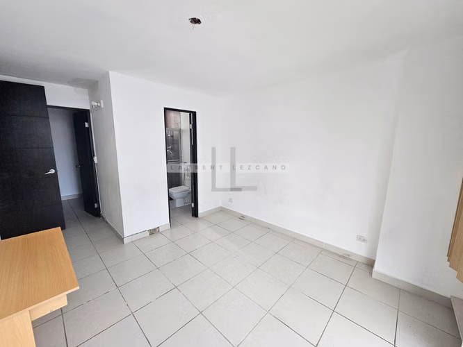 Venta de Apartamento en PH Green Bay - Costa del Este. Haga Una Oferta - Imagen 11