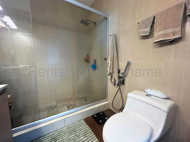 ¡Espectacular Apartamento Amoblado en Alquiler con Vista al Parque Omar!  | GC - Imagen 12