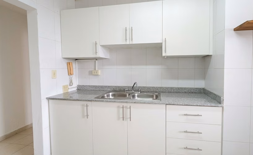 Apartamento en EL Cangrejo  I Linea blanca | 3 Rec | con balcón y cerca del metro - Imagen 7