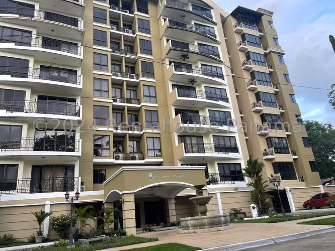 ALQUILER Apartamento amoblado de 132m2 en Amador - Imagen 19