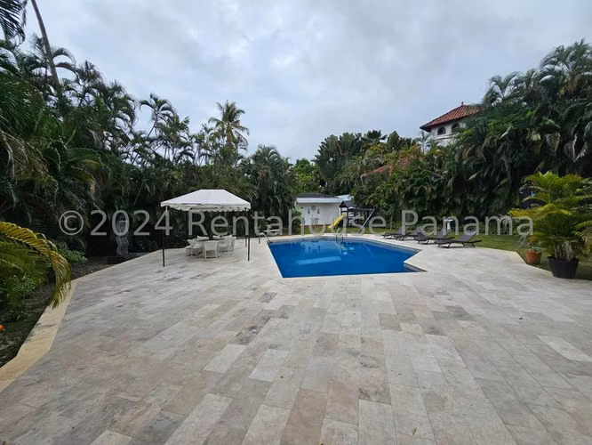 Casa de Una Planta en Altos de Golf Panama con Piscina 27EPP1235 - Imagen 3