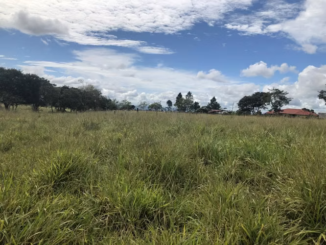 VENDO Terreno Ubicado en Avenida Ppal hacia Boquete 8300m2 - Imagen 6